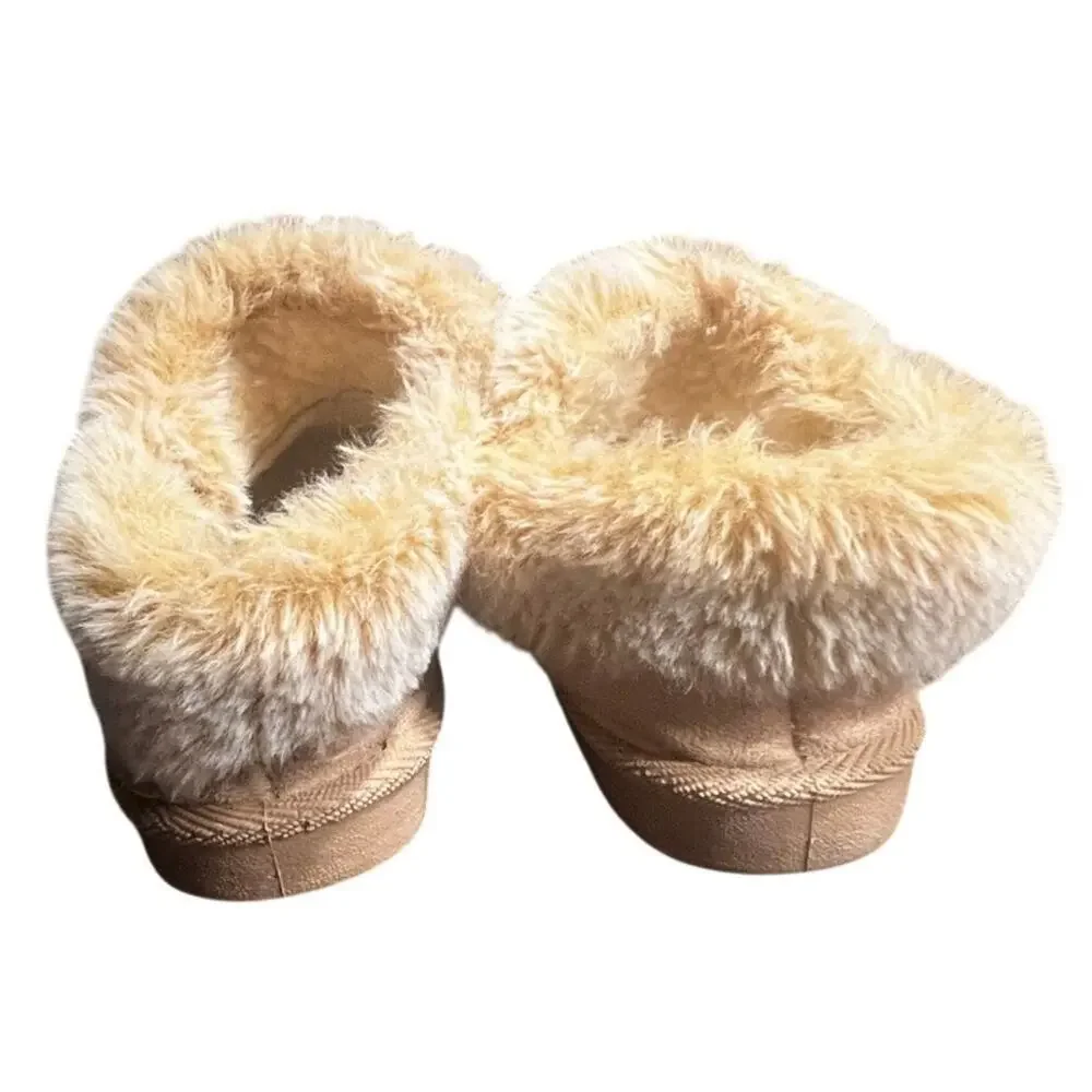 Girls Size 12 Ugg Style Boots Slippers Very good used condition